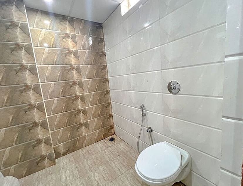 The Prime Hotel HBR Deluxe Rooms 4