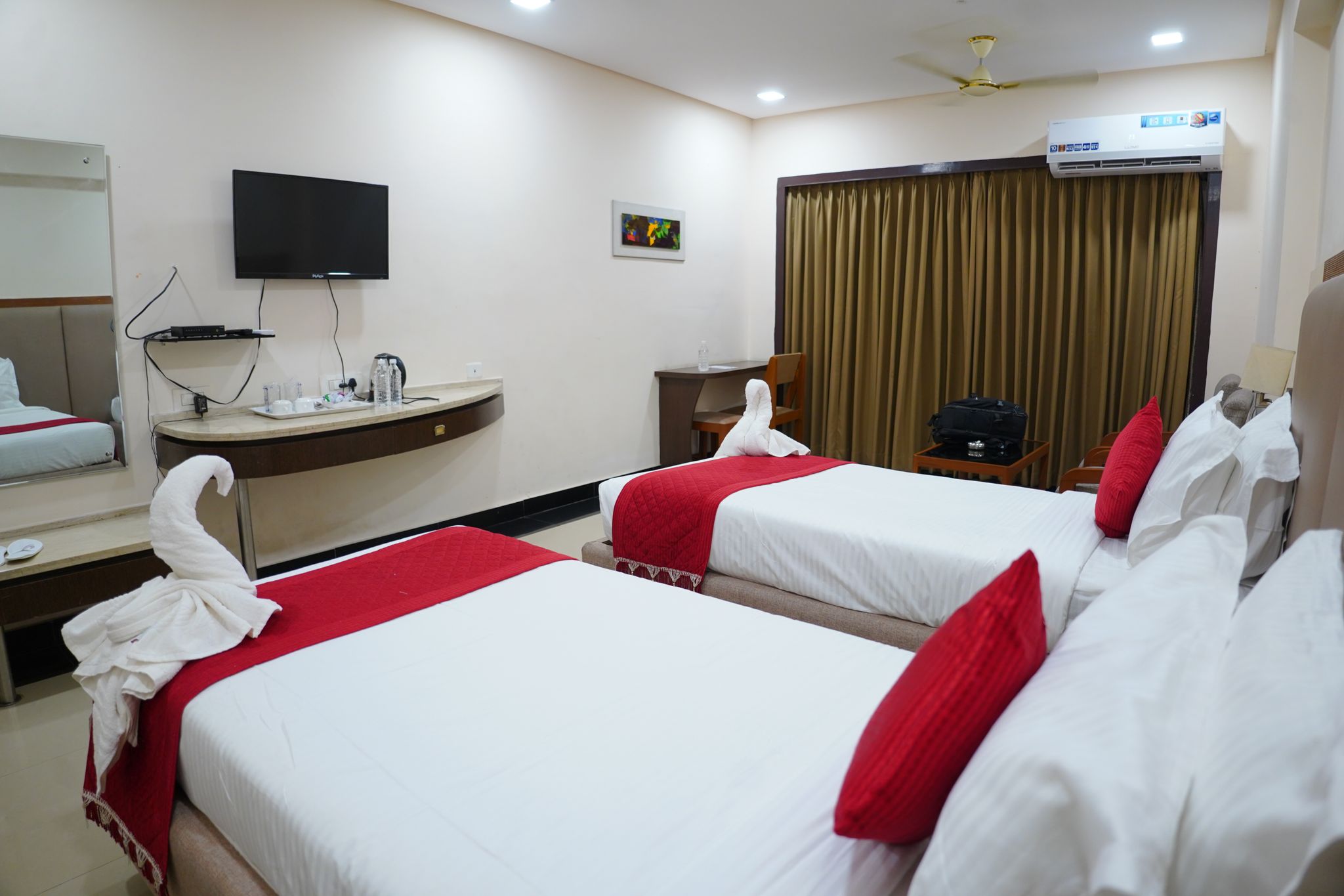 image_4289553_75ae26a8-4aa1-4a24-a0da-05fccb8243df