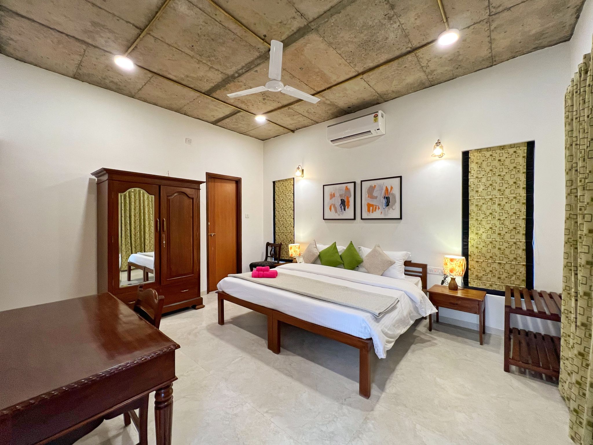 4 BHK Private Bungalow