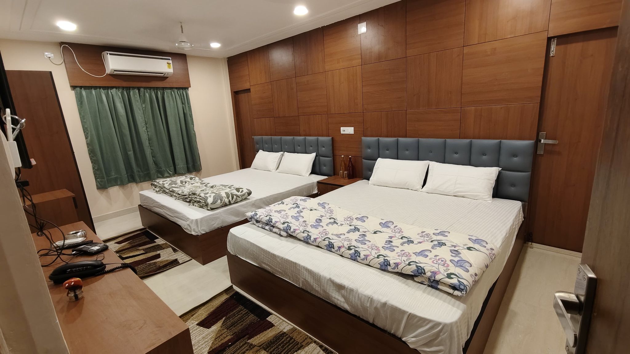 Luxury Ac (Quad Room)