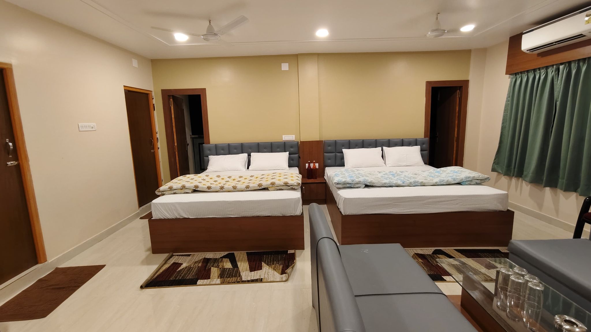 Luxury Ac (Quad Room)