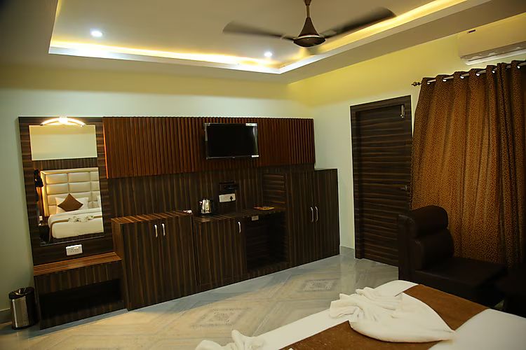 HOTEL MARINE PARK Deluxe Room 3