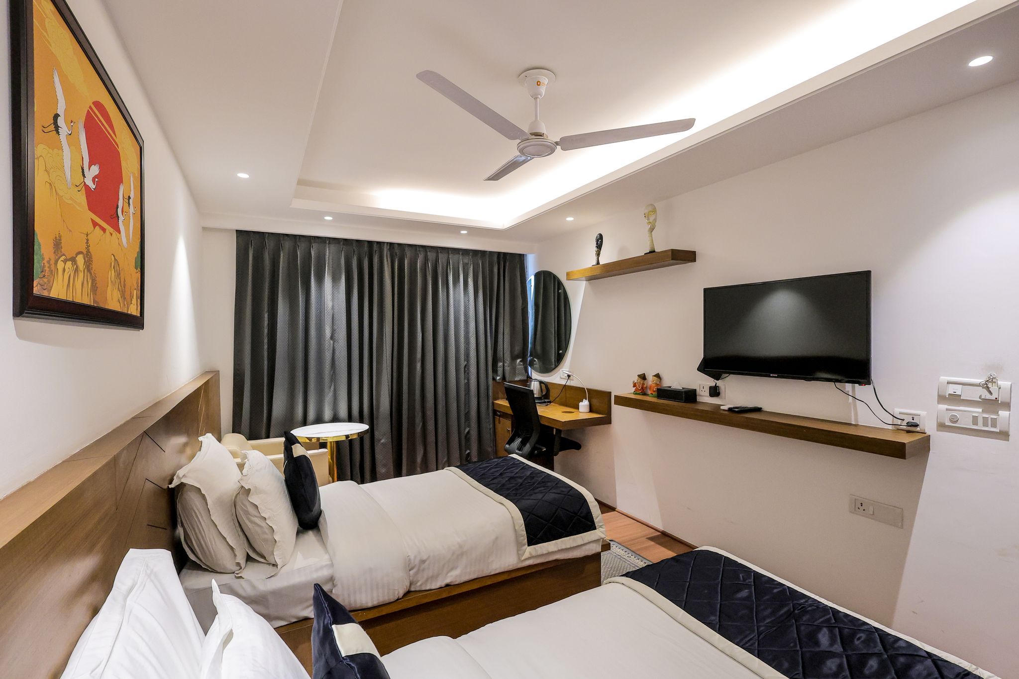 Executive Twin Bed Room