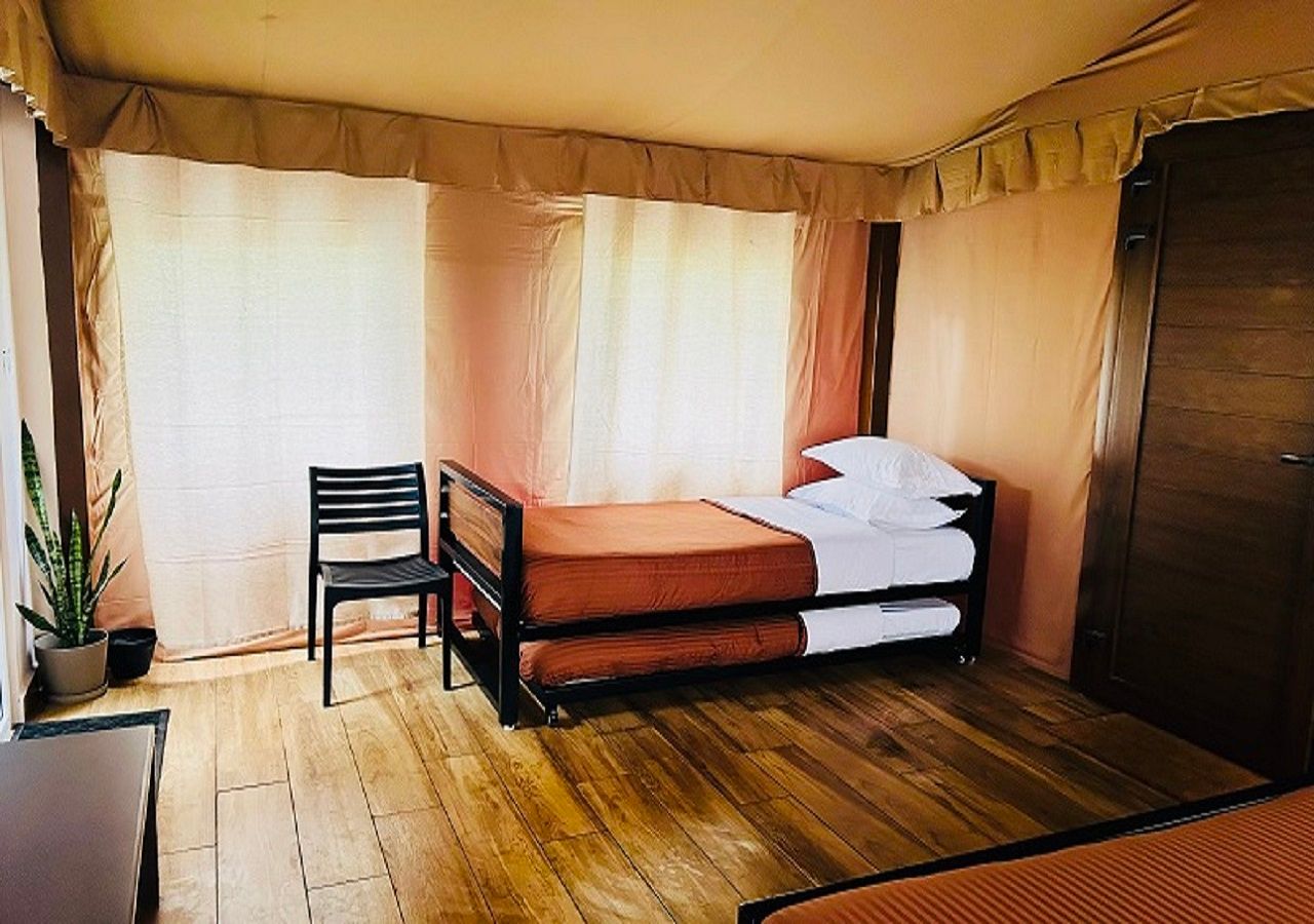 Heaven's Ledge Luxury Tent 2