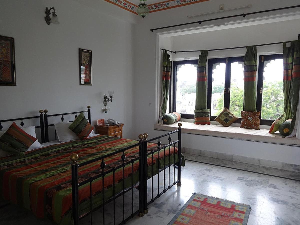 Hotel Karohi Haveli Deluxe Room (No Lake View) 4