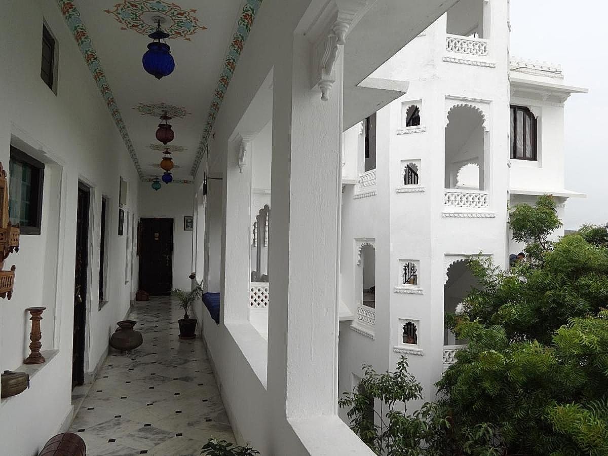 undefined Hotel Karohi Haveli 9