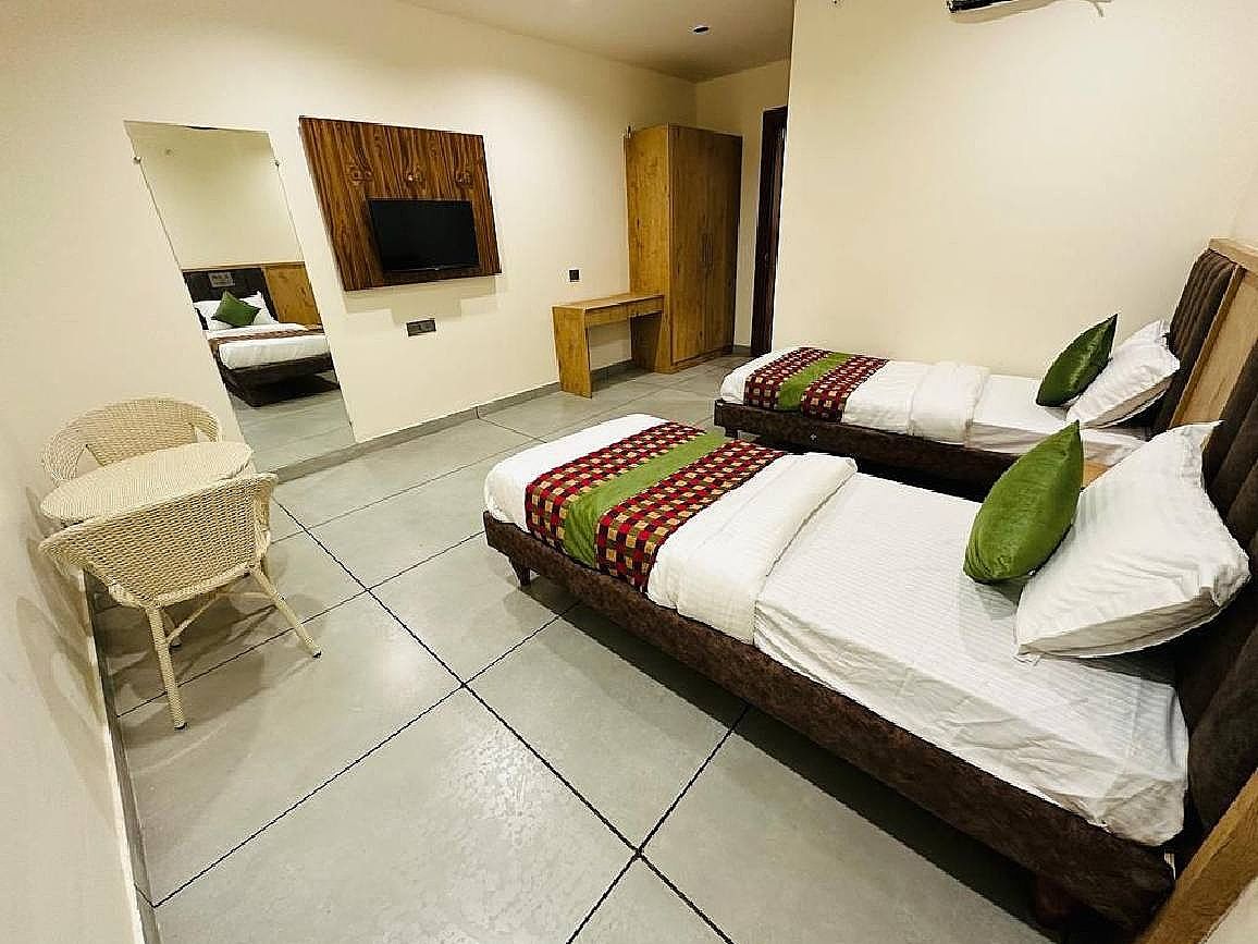 Hotel Bleu Ville Deluxe Rooms