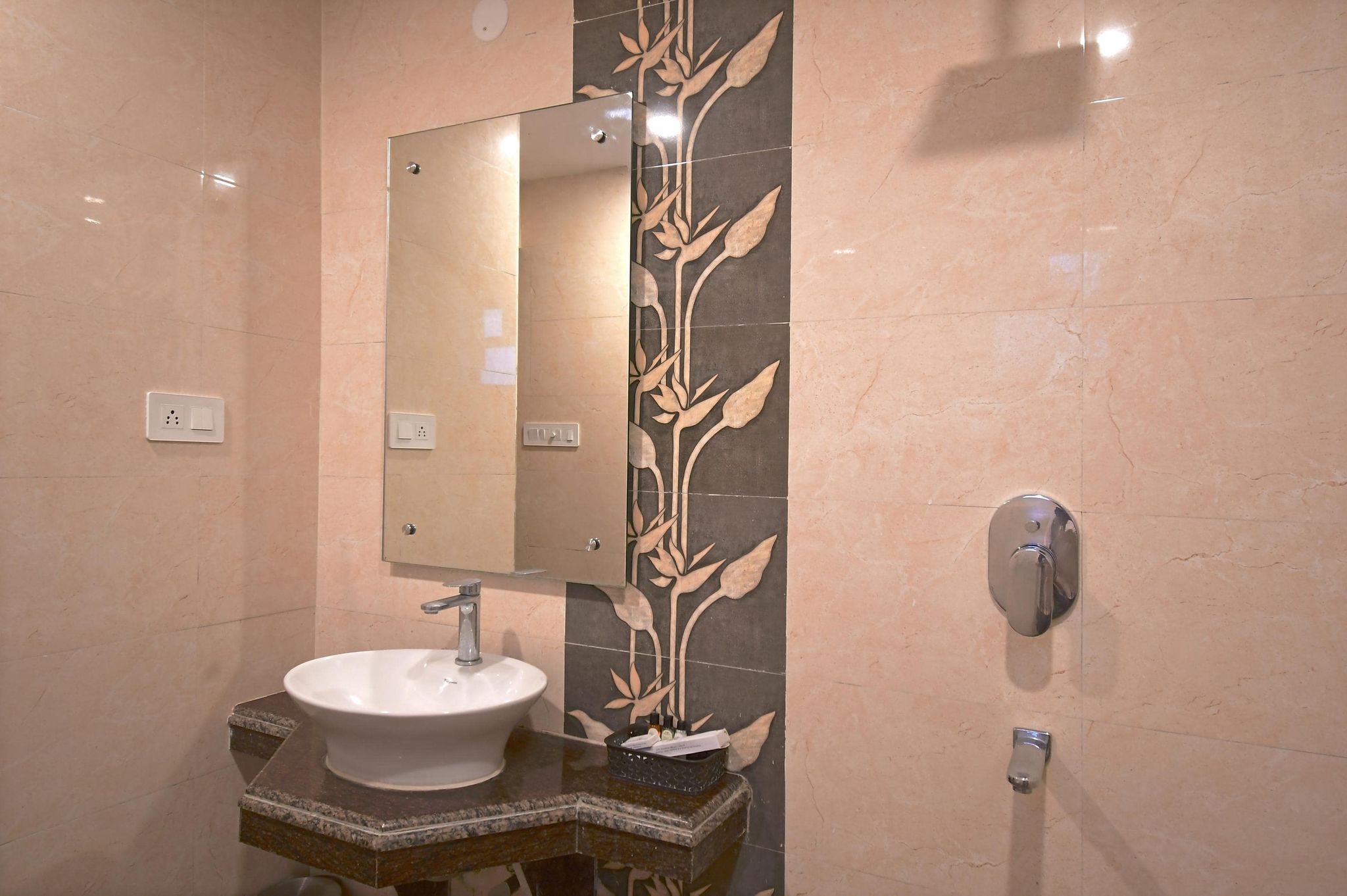 Rupasi Rupnarayan Kuthi Super Deluxe (Triple Bed Room) 5