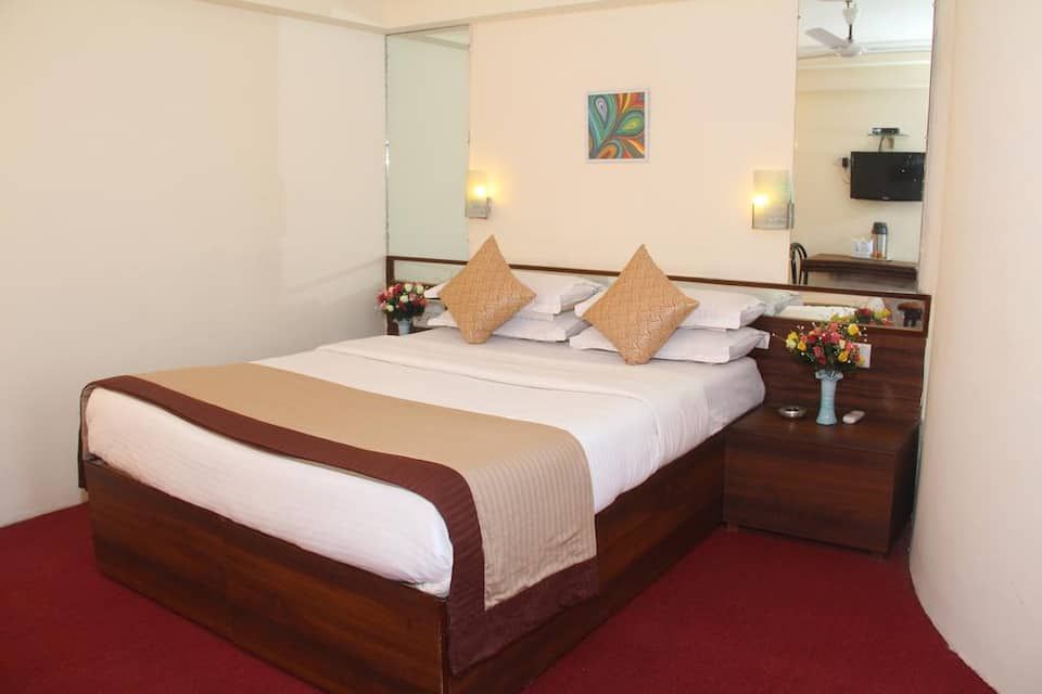 Deluxe Suite AC Bedroom Only