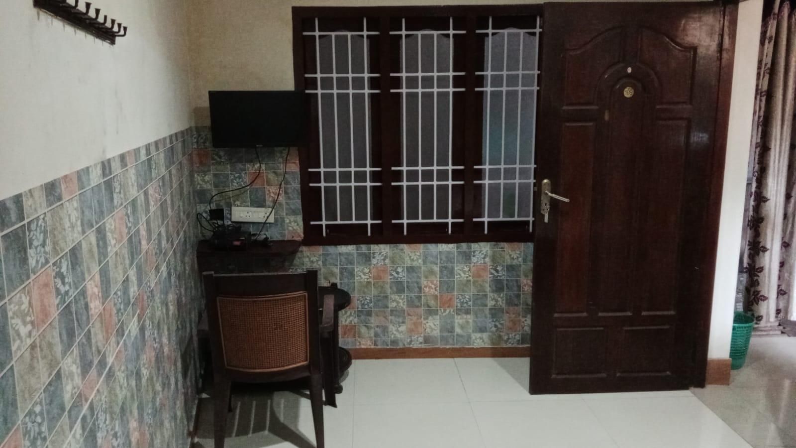  JAYA BHARATHI LODGE Non AC Single 3