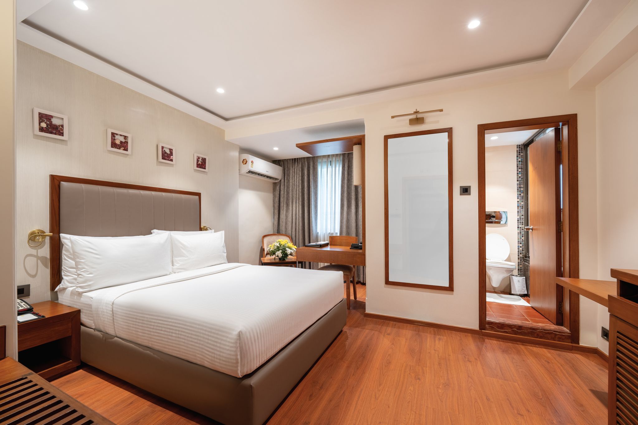 The Shalimar Hotel Smart Room 7