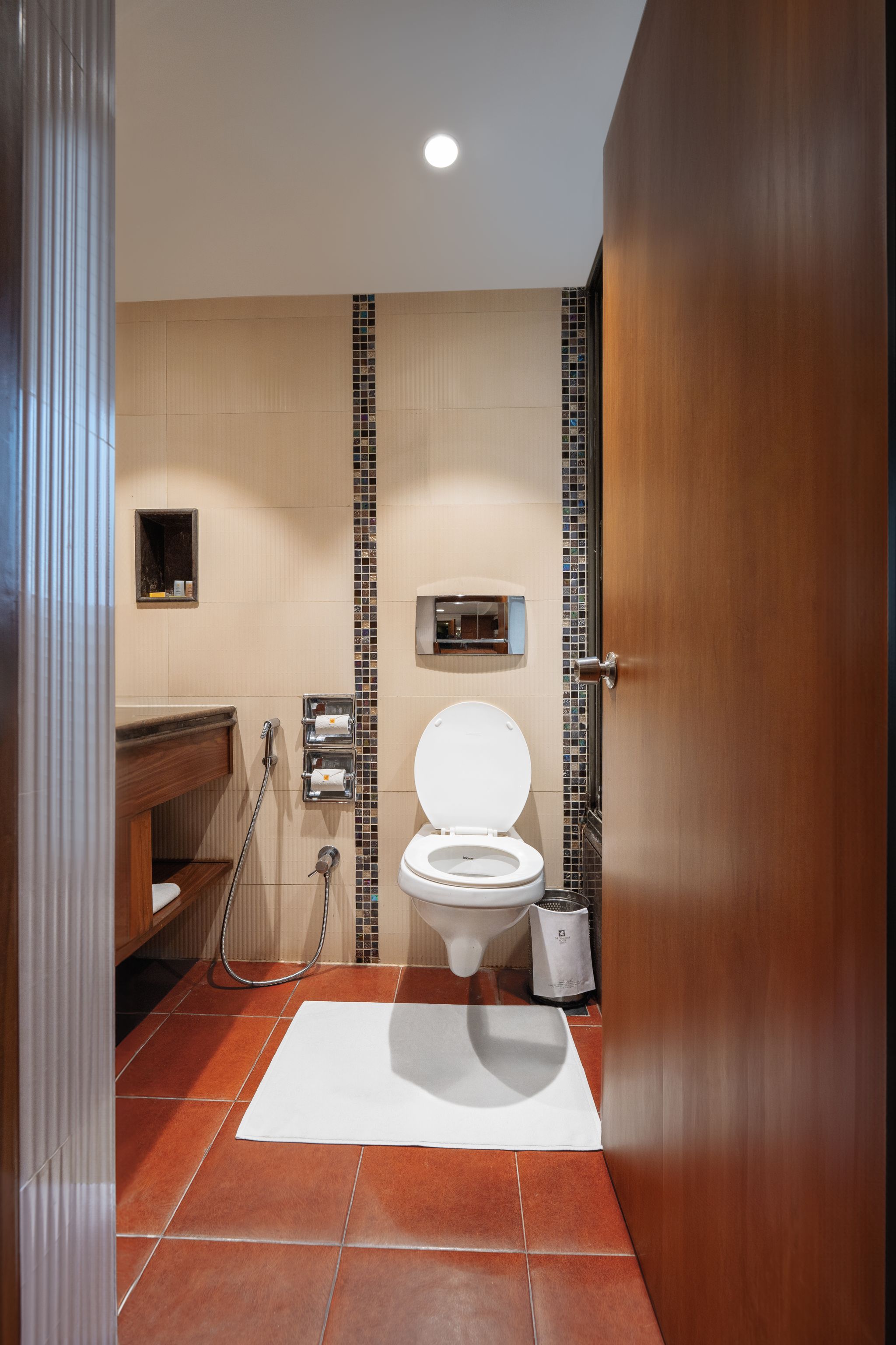 The Shalimar Hotel Smart Room 12