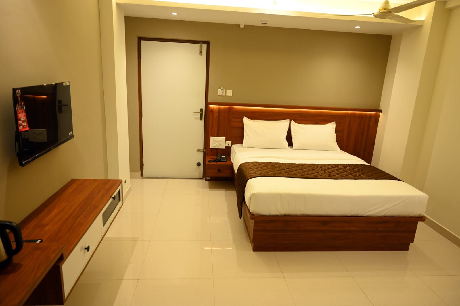 Dwaraka Residency Standard room 7