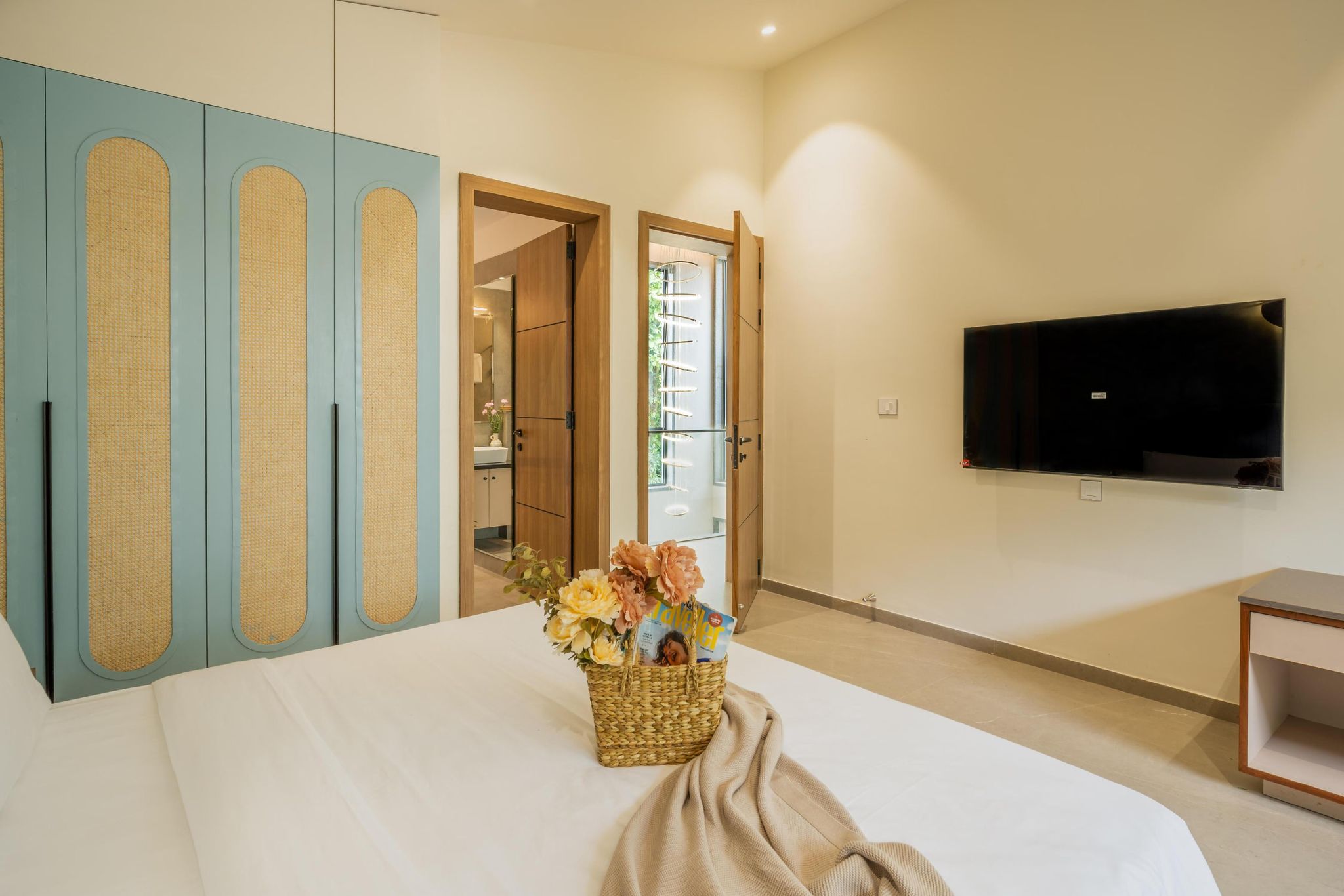 Cloud7 Waves Luxury 4 BHK Villa by Elivaas Cloud 7 Waves - Lux. 4BHK Villa with Private Swimming Pool 31