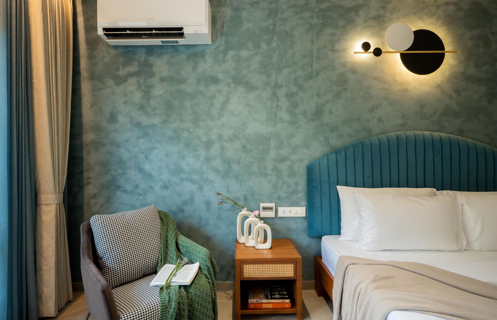 Cloud7 Waves Luxury 4 BHK Villa by Elivaas Cloud 7 Waves - Lux. 4BHK Villa with Private Swimming Pool 32