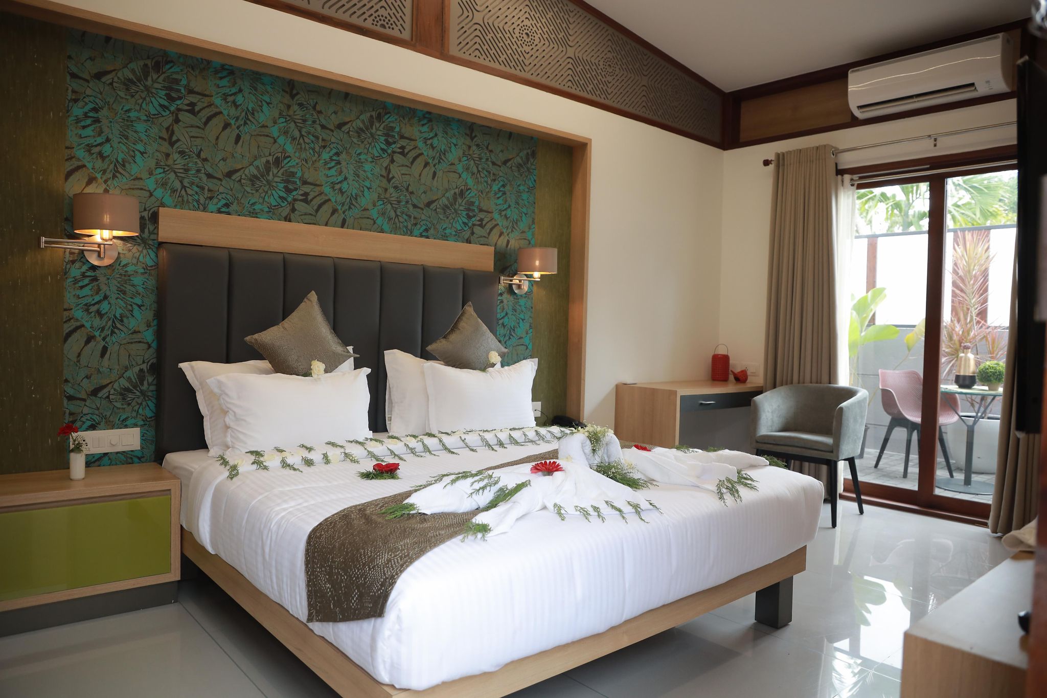 Lago Leisure Resort & Spa Deluxe Room with balcony 3