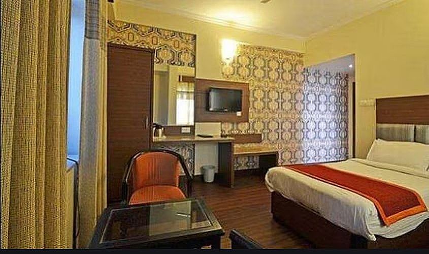 Aroma Classic Executive AC Room 3