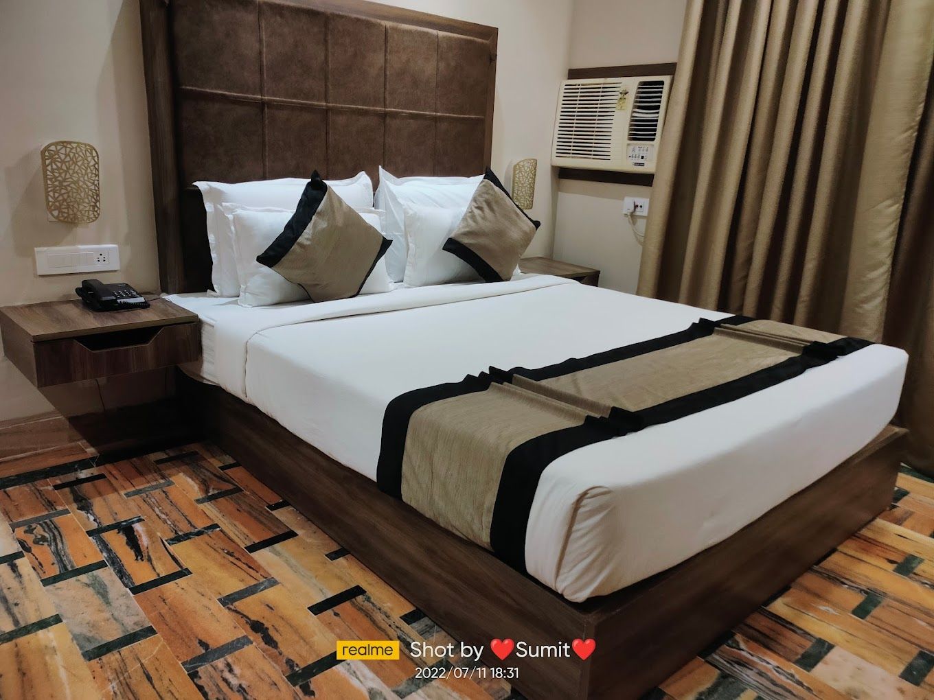 Premium Room