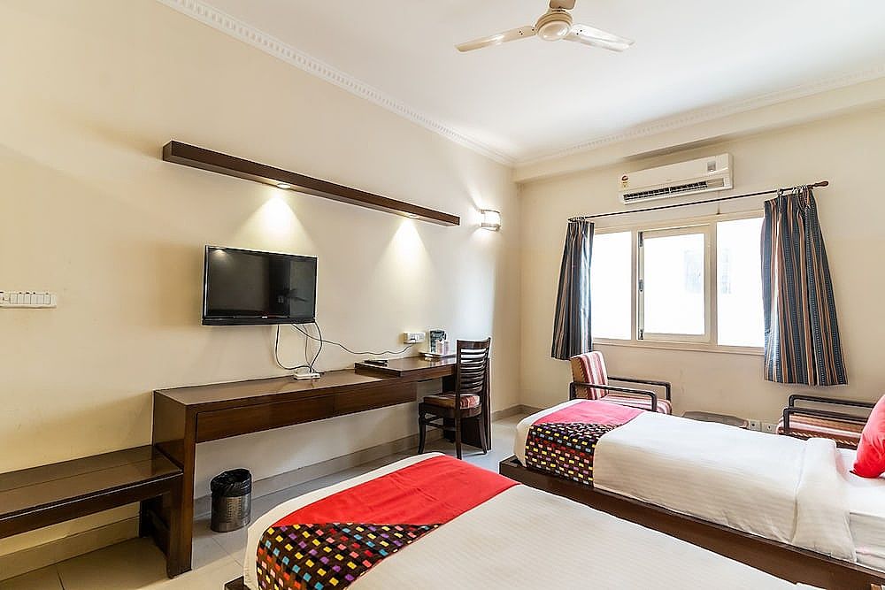 Hotel Kant Palace Standard room 9