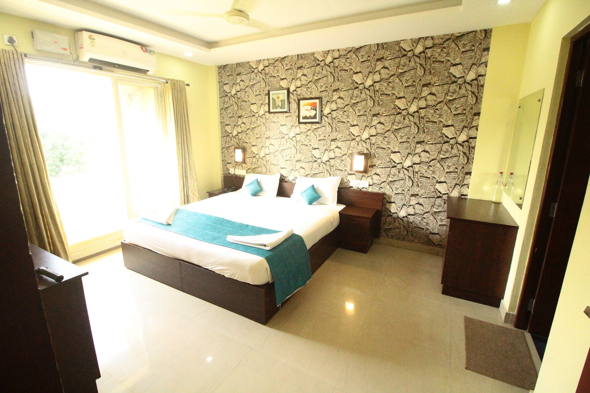 DELUXE AC DOUBLE ROOM WITH SMALL BALCONY