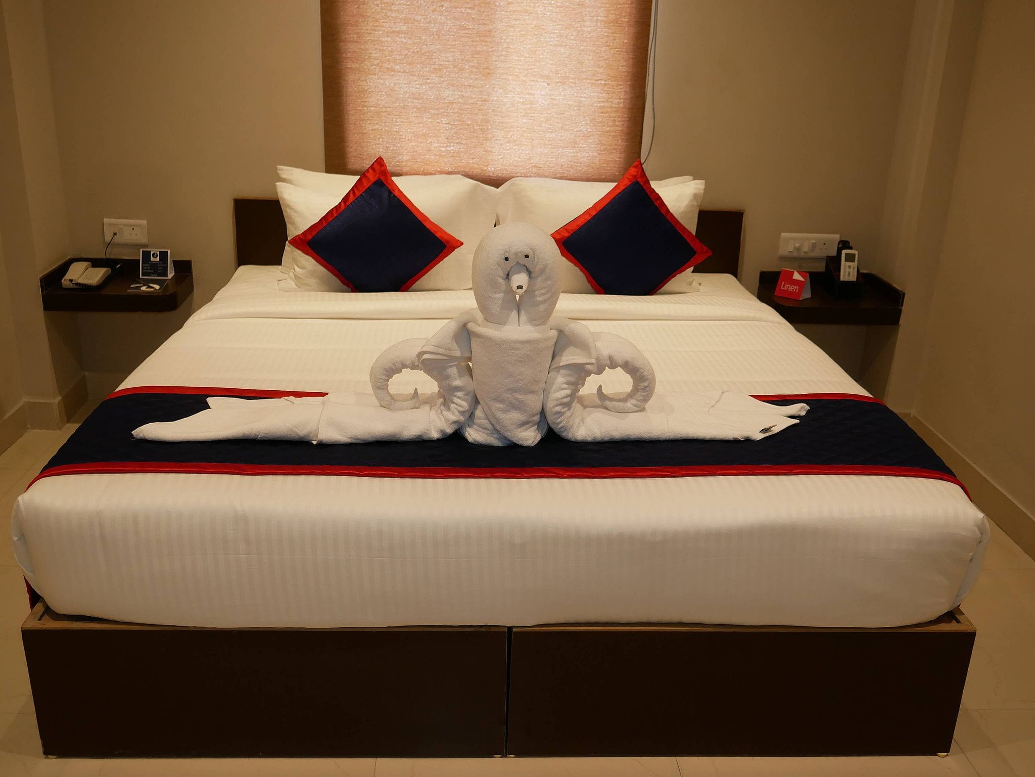 Zip By Spree Hotels Bhopal Deluxe King Room 2