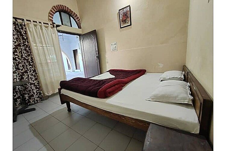 Tripti The Boutique Hotel Double Non AC Room 3