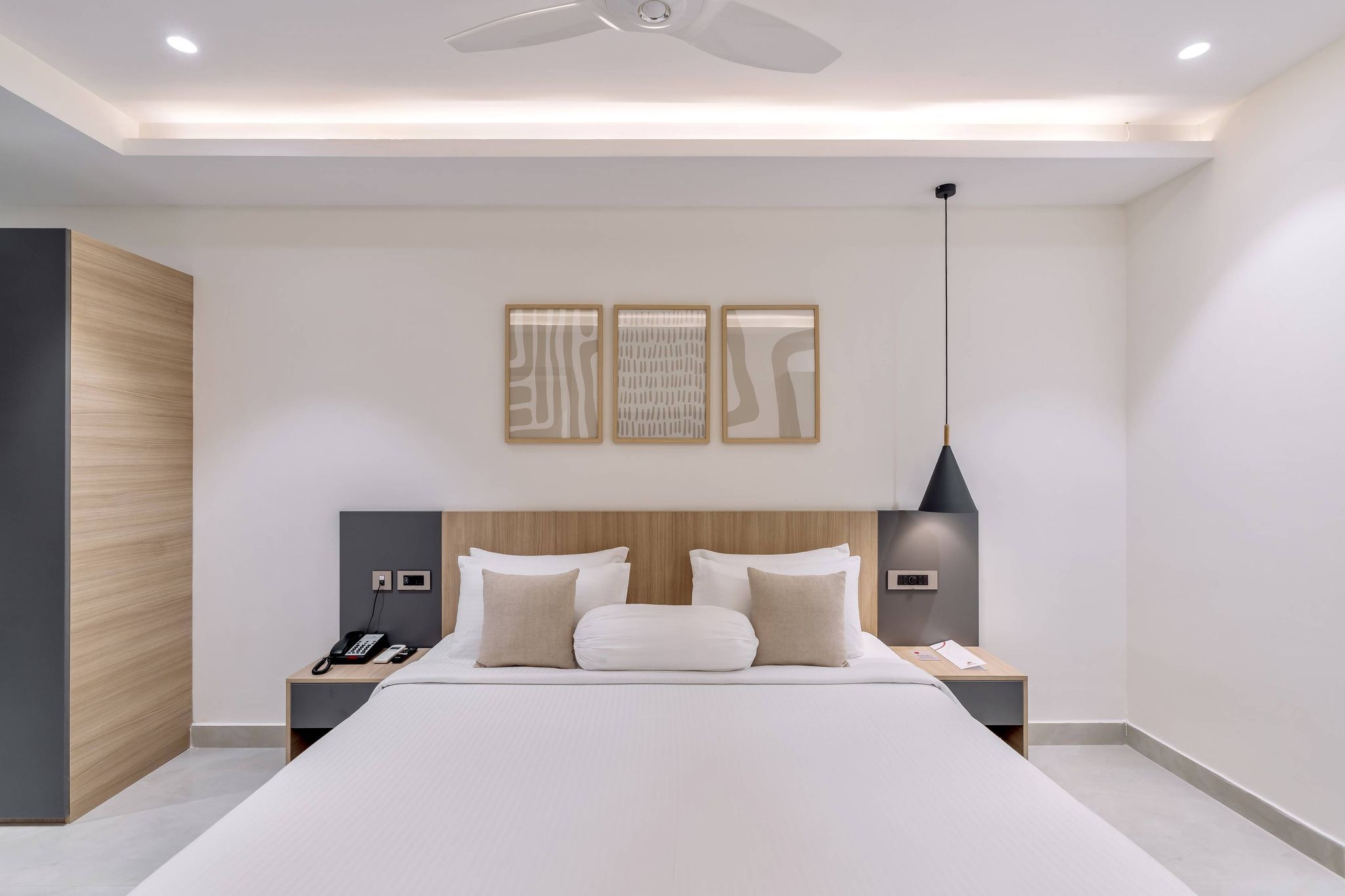 SKYLA Studios & Suites - Kondapur Premier King Supreme 6