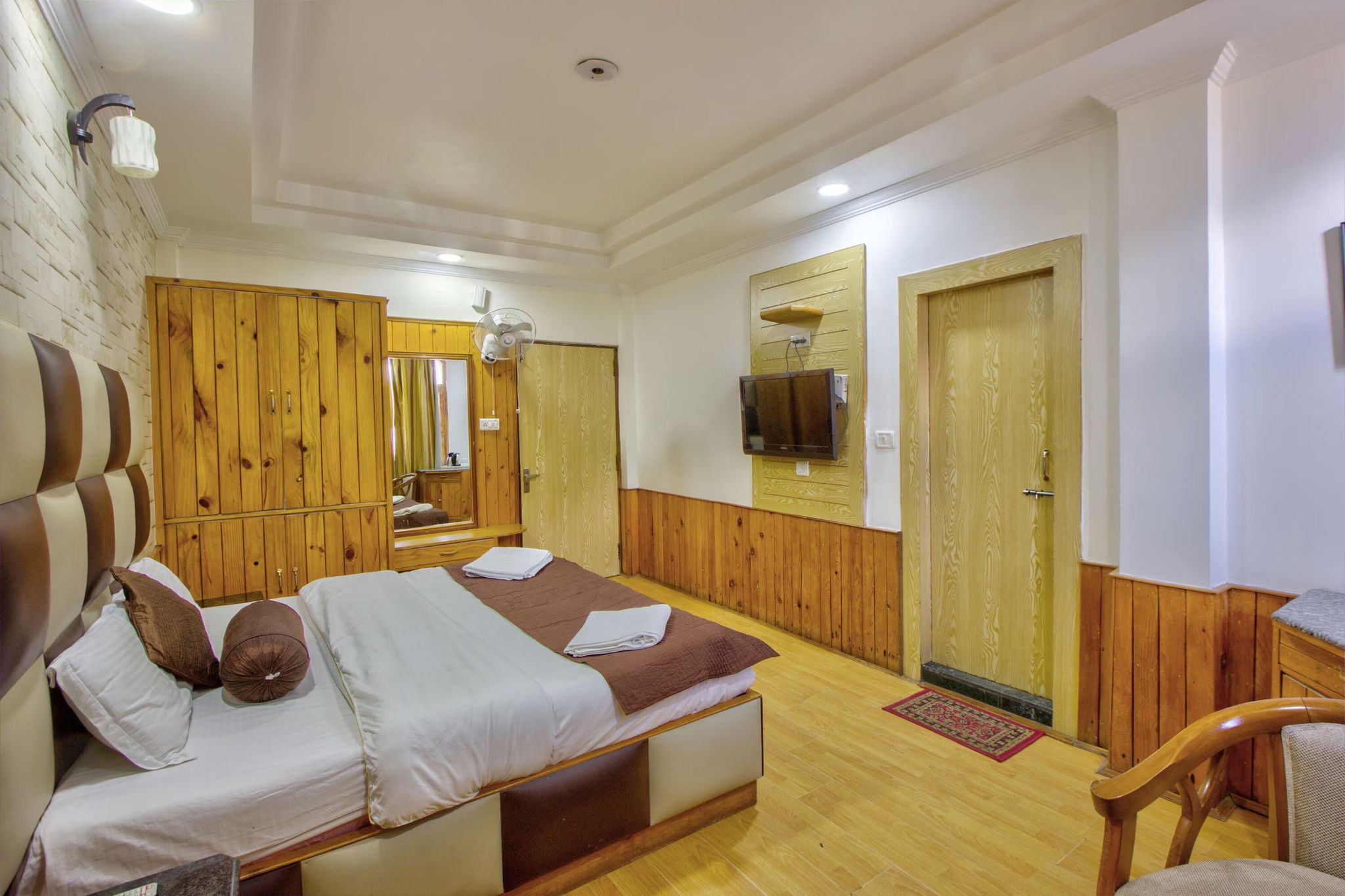 Hotel Parkar Plaza