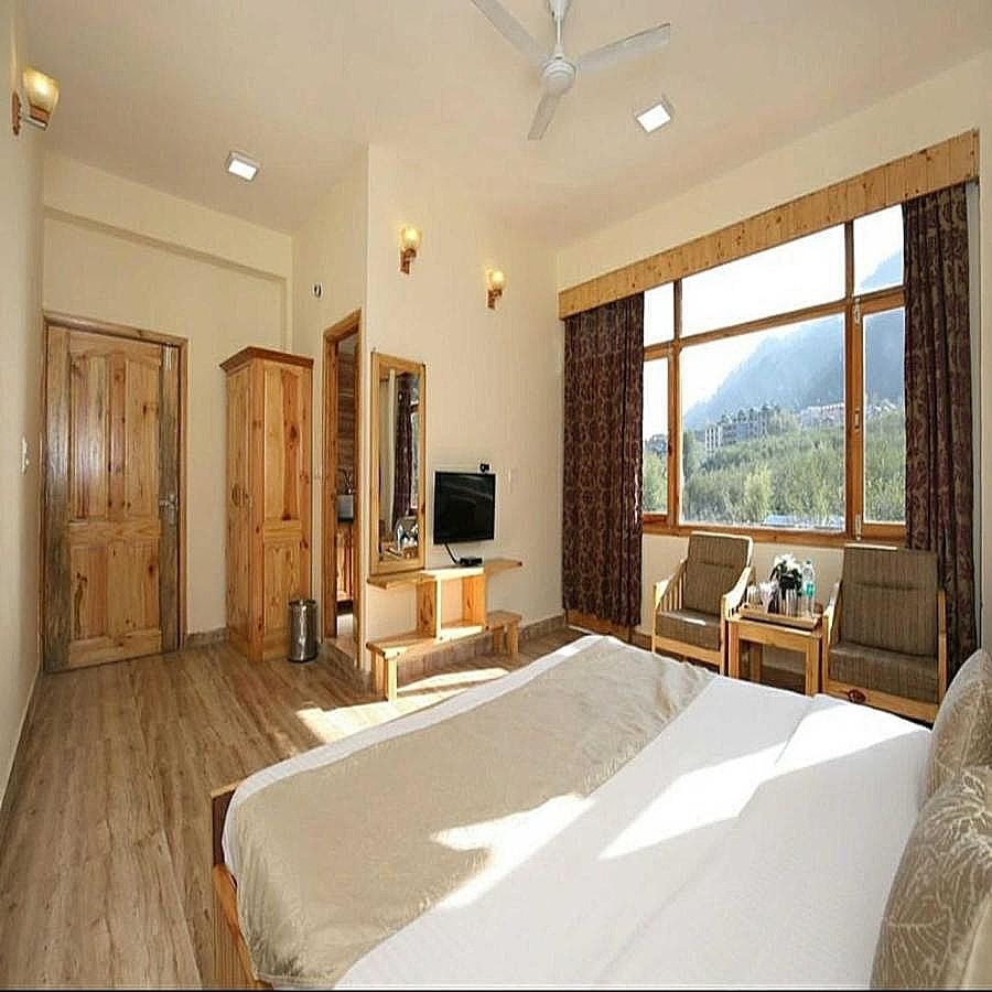 Super Deluxe Room