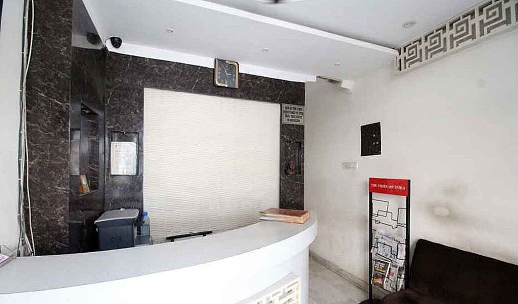 Side Image 2