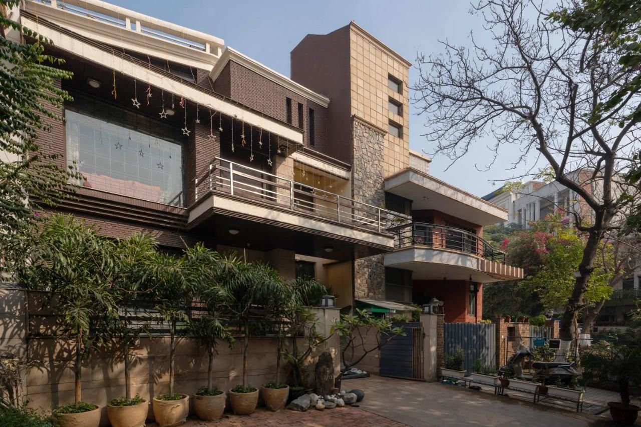 Luxurious 4 BHK with Mini Movie Theatre in Gurgaon