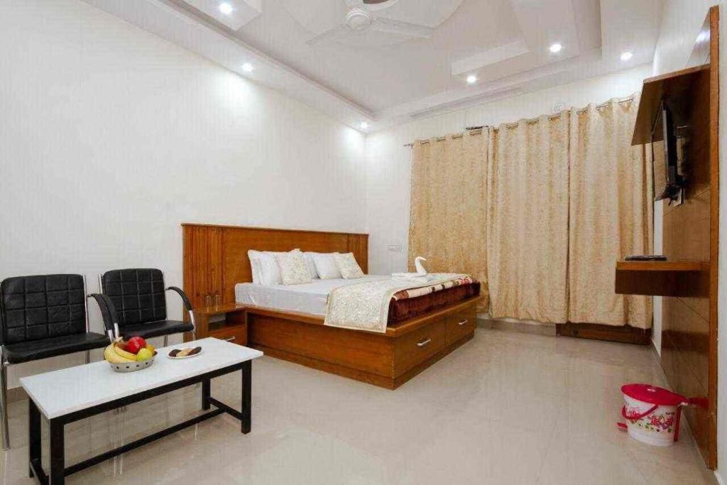 Deluxe -AC Rooms