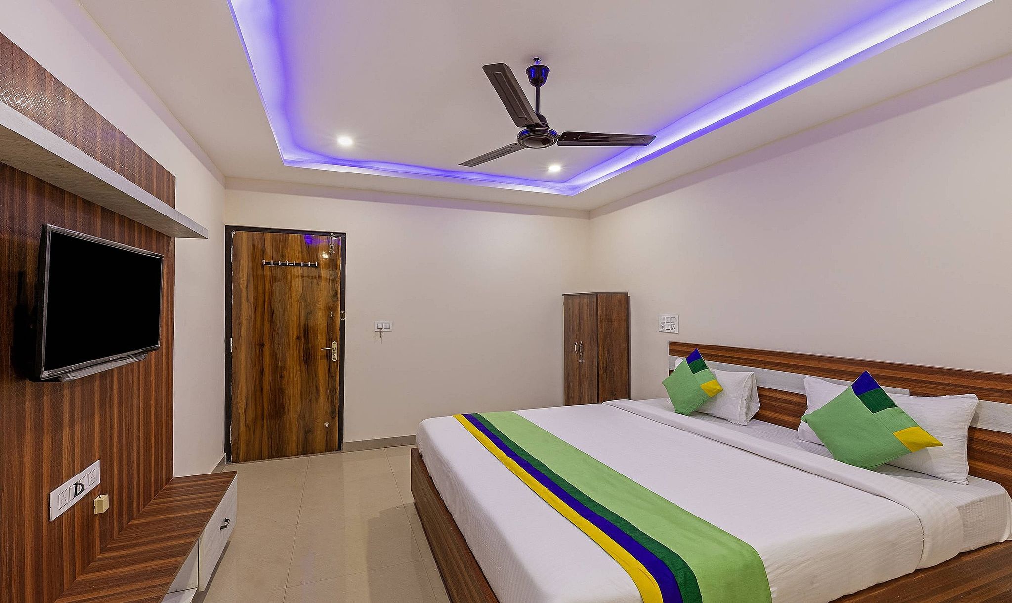 Treebo Nandi Comforts, Peenya Standard Double Room 5