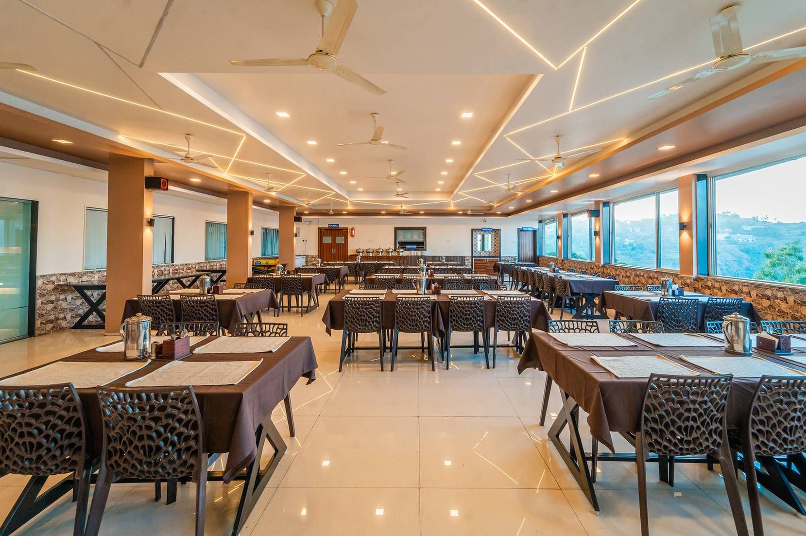 Food & Dining