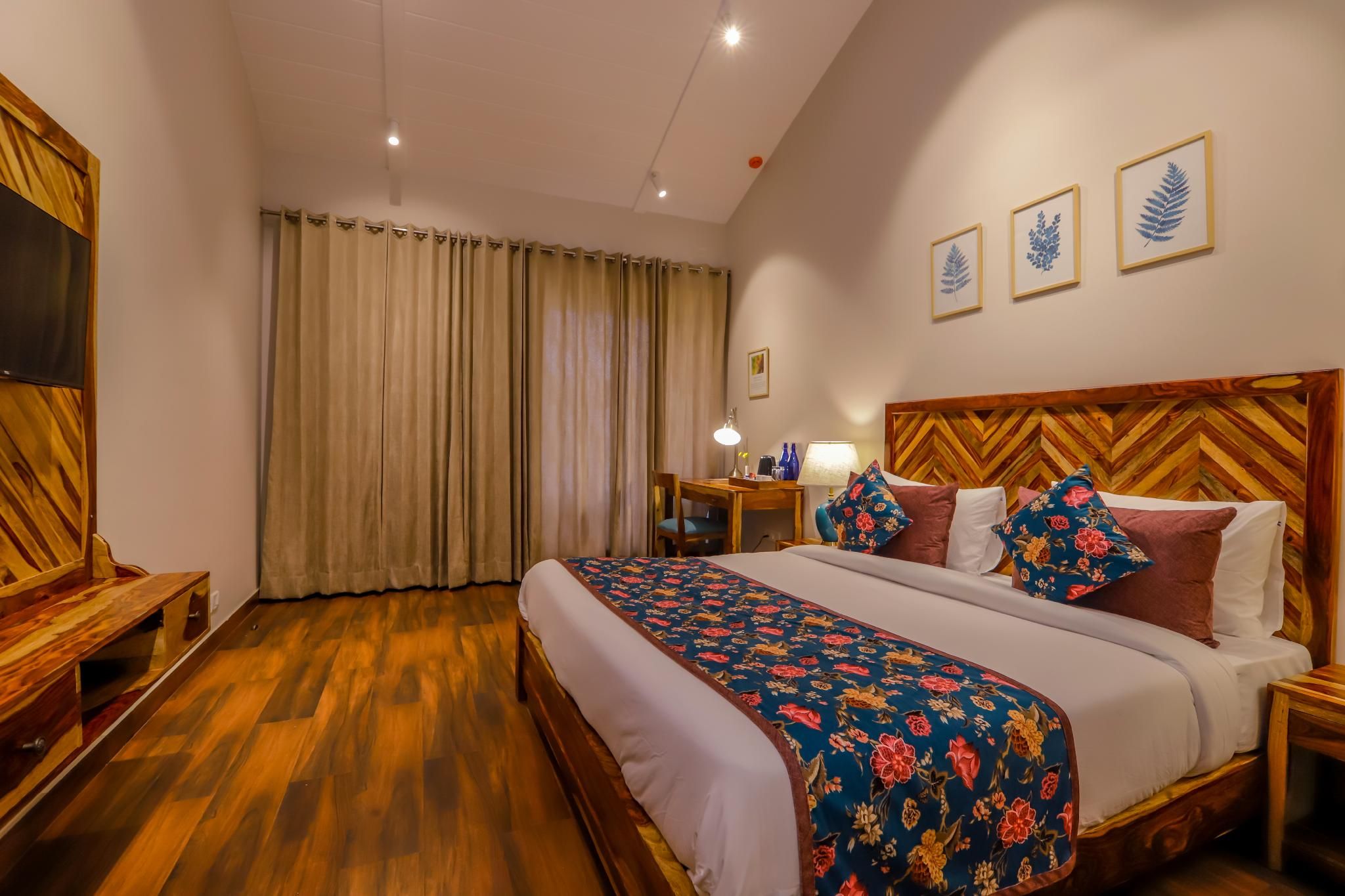 Hut Room 1