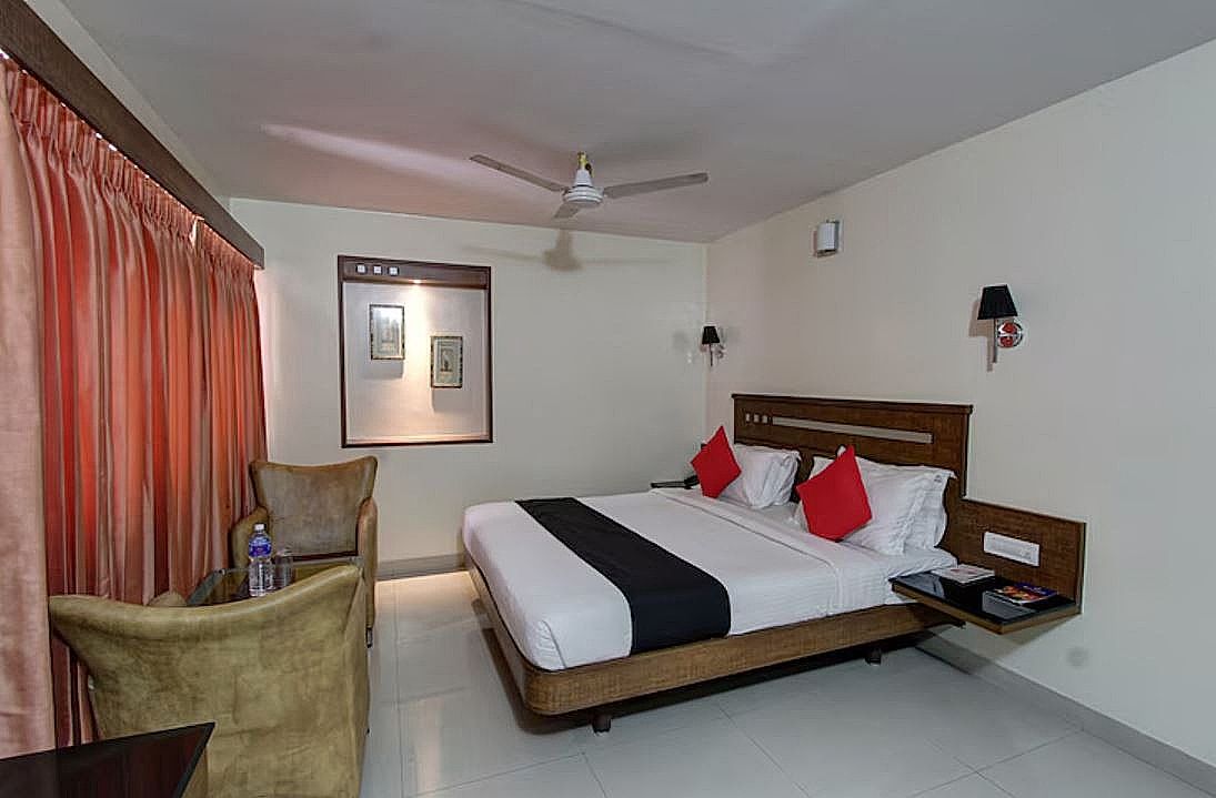 Business Ac Room