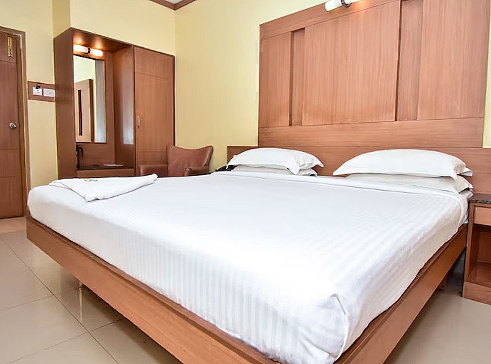 Business Ac Room