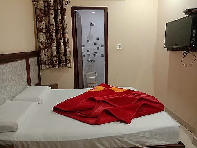 Standard room with Fan