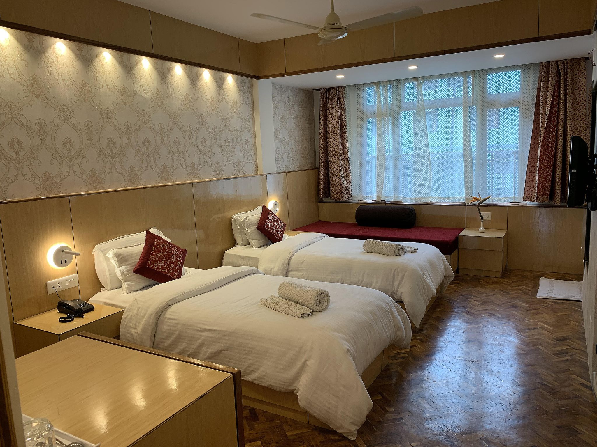 Deluxe Room (Non View)