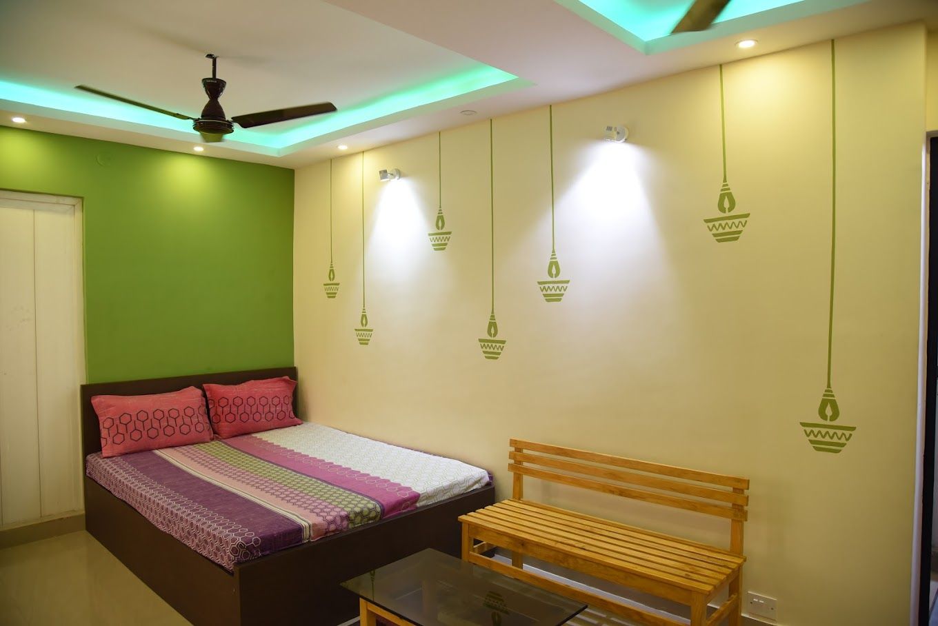 PANTHASHALA Shantiniketan Deluxe Room AC 4