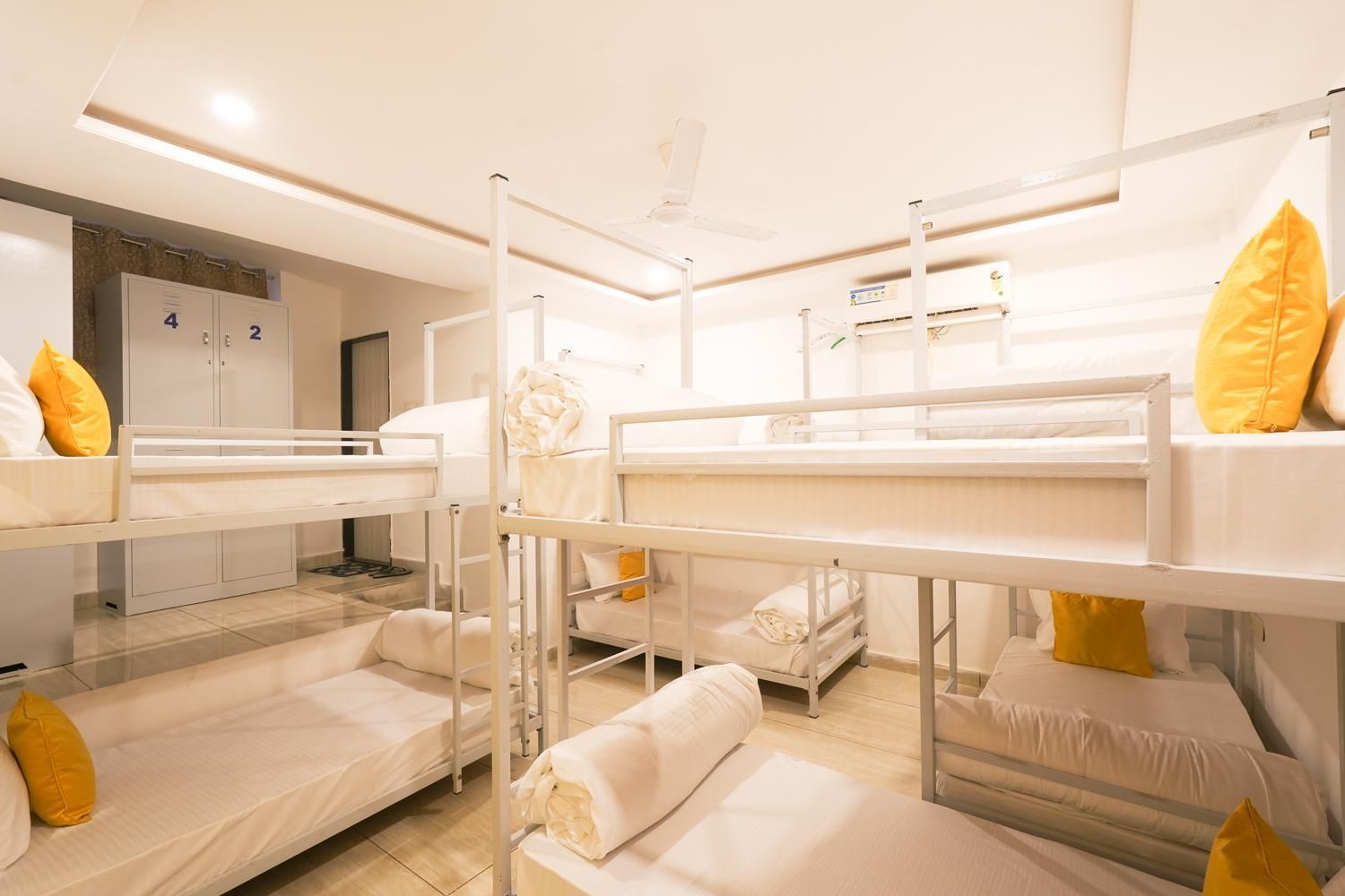 4 Bed Mixed Dorm