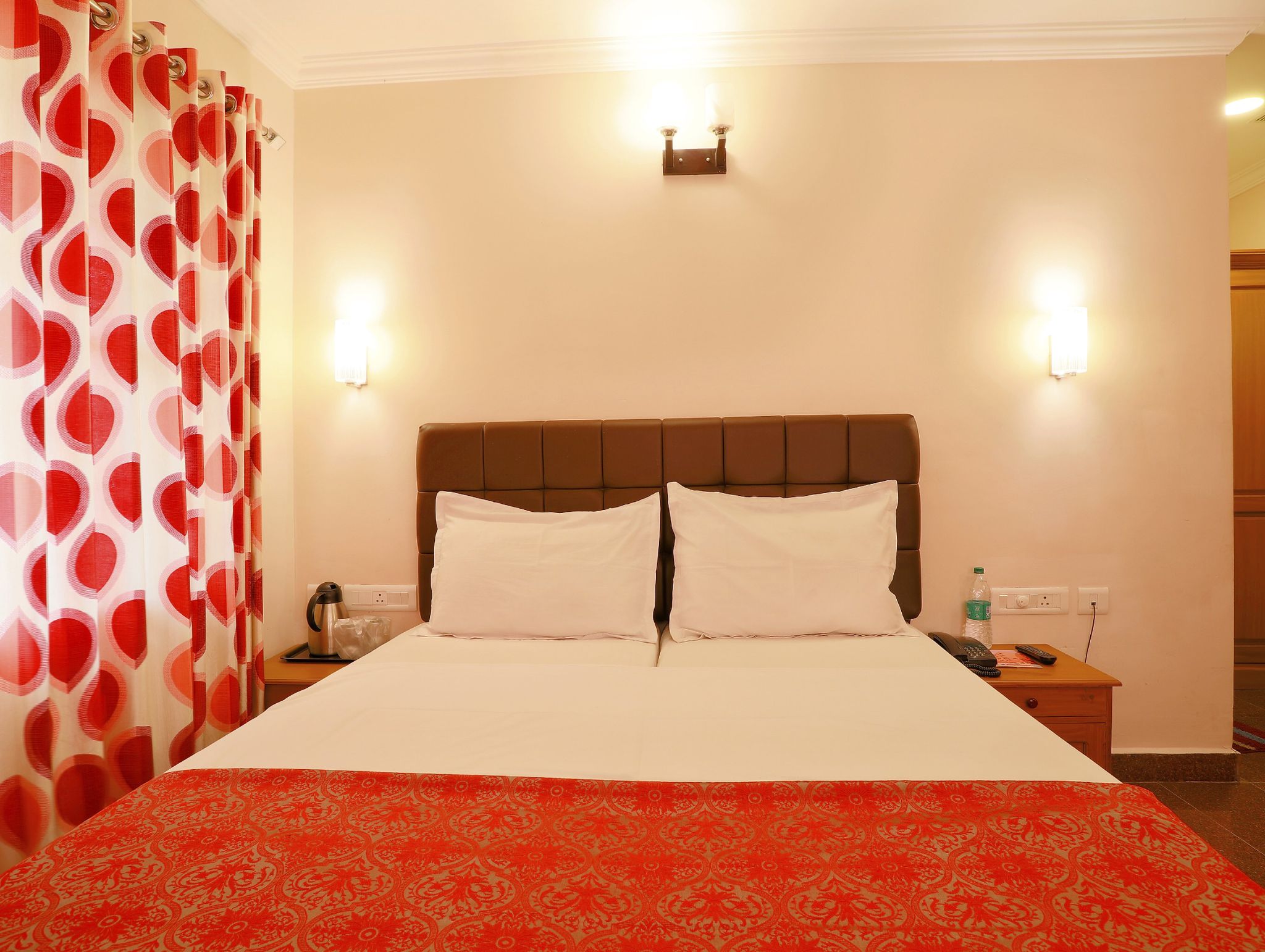 Hotel Excellency Annexe Standard Room Non AC 15