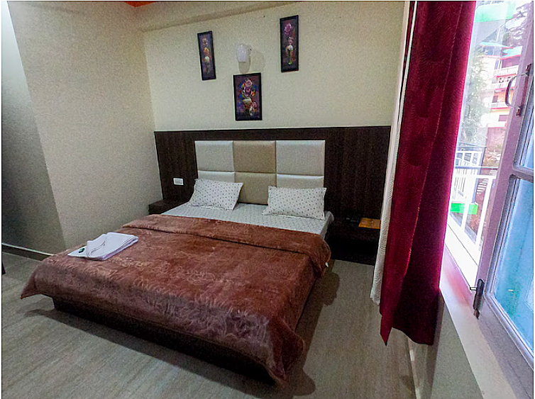 Deluxe Room with Balcony