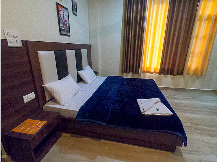 Deluxe Room with Balcony