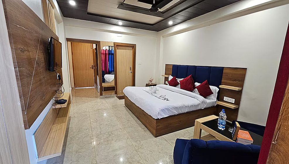 Deluxe Room with Balcony