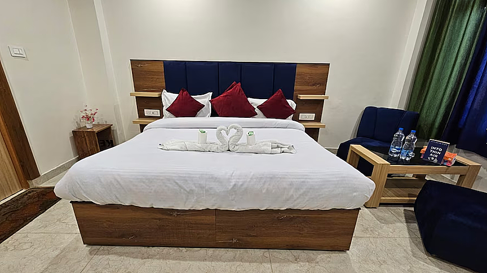 Deluxe Room with Balcony