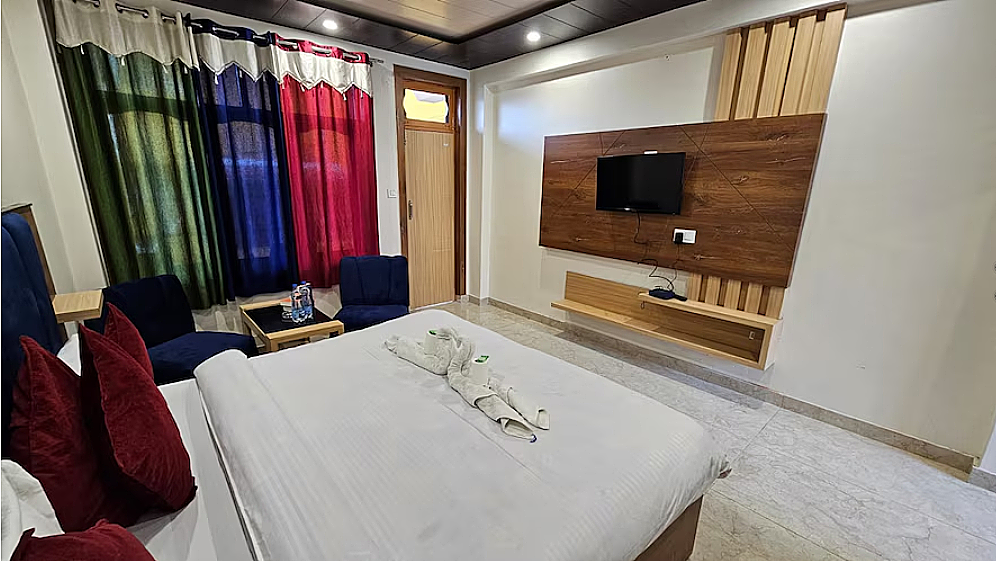 Deluxe Room with Balcony