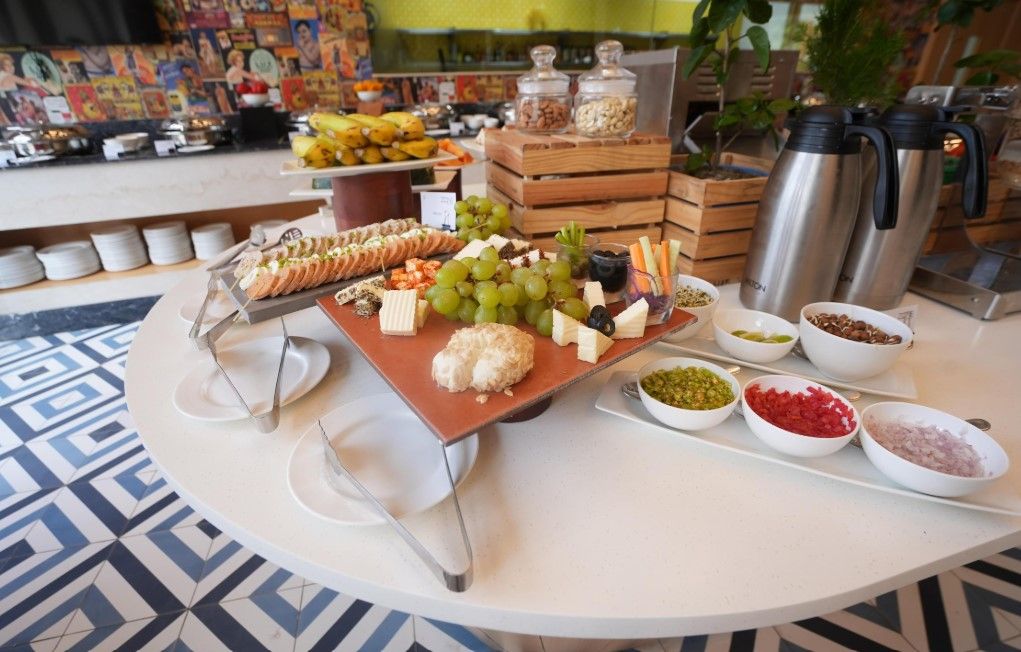 Food & Dining