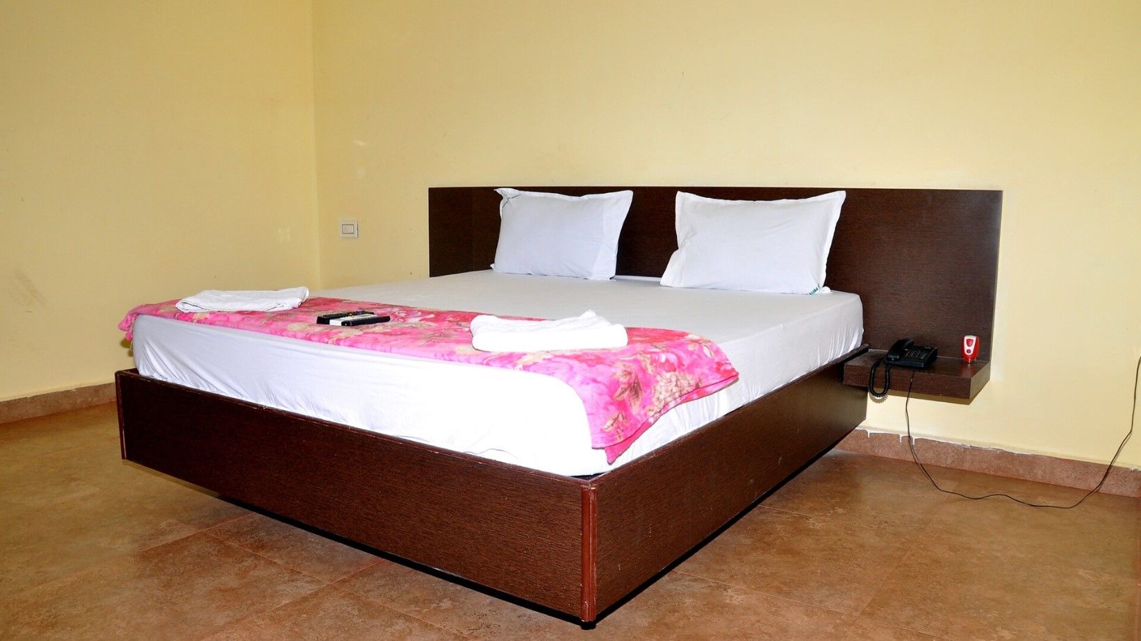 Sai Priya Residency Suite room