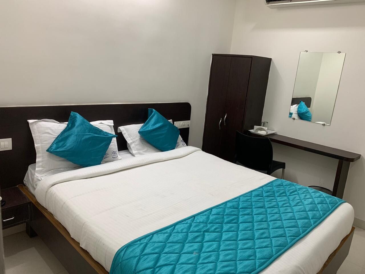 Sai Priya Residency Suite room 3